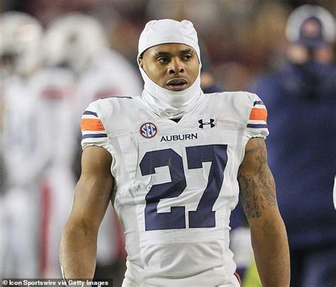 Jarquez Hunter video: Auburn suspends students involved in。